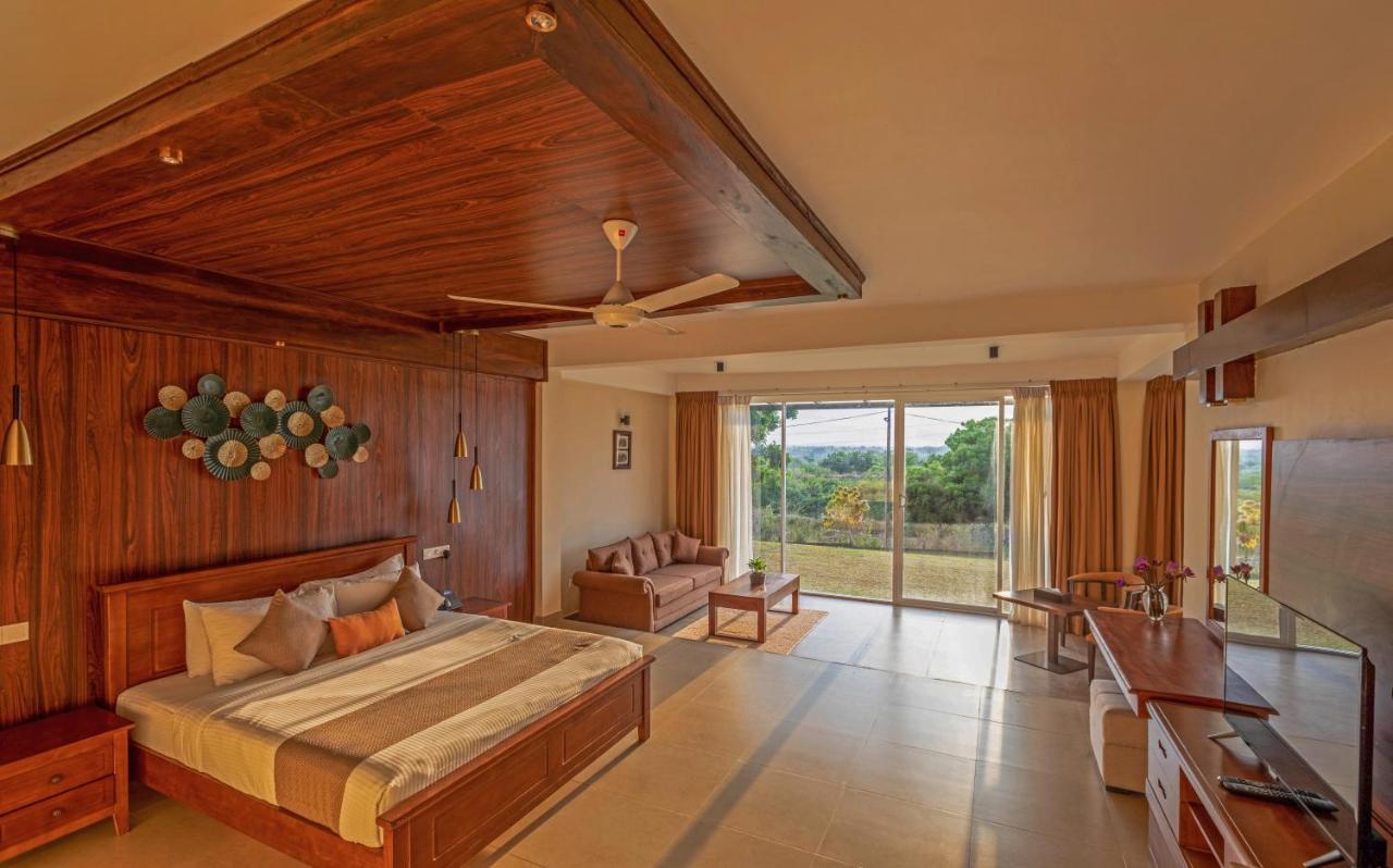 Birds Resort Hambantota Esterno foto
